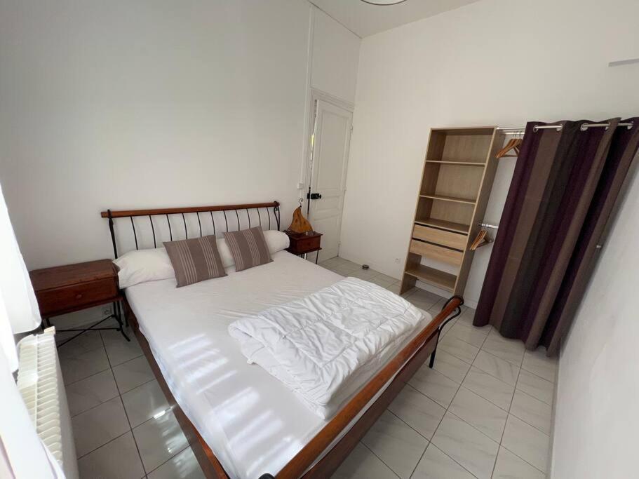 Belle Maison Quartier Henriville, Proche Centre Appartement *