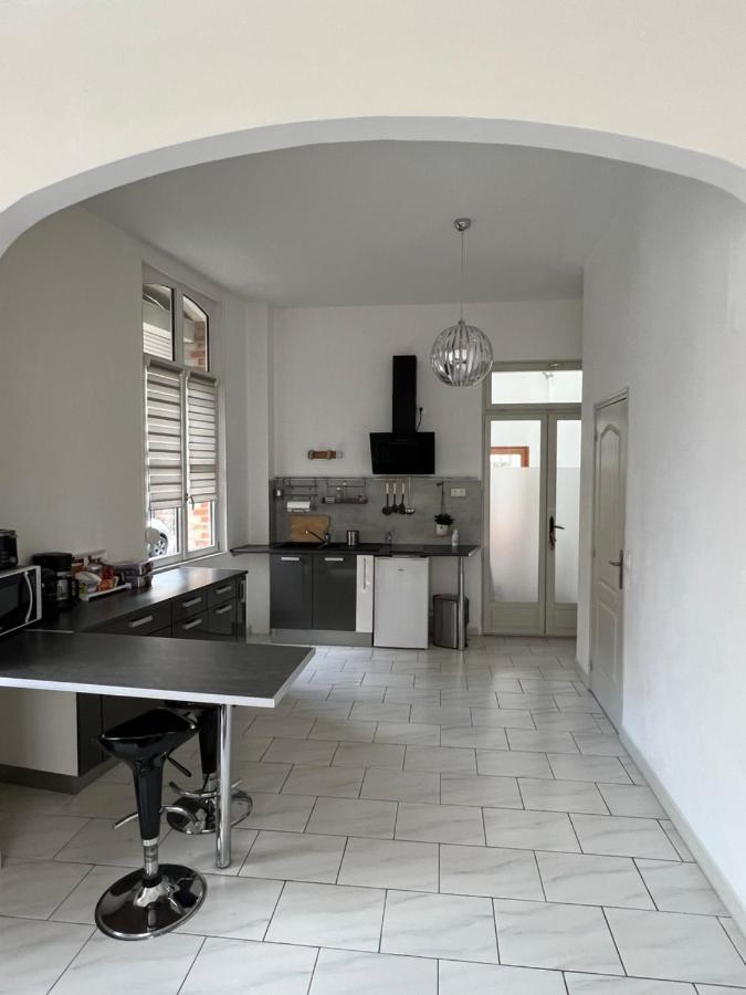 Appartement Belle Maison Quartier Henriville, Proche Centre