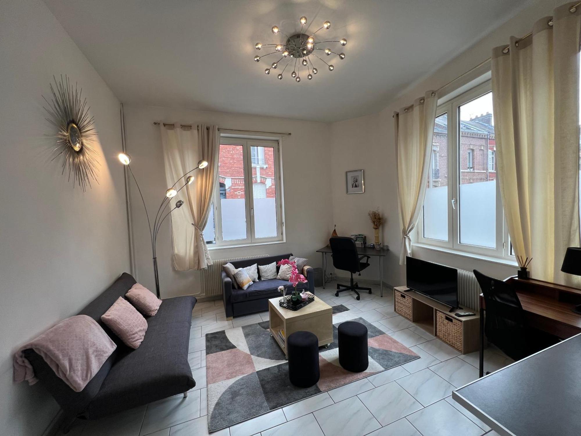Belle Maison Quartier Henriville, Proche Centre Amiens